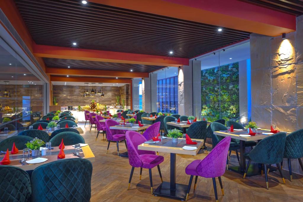 best hotel in agra