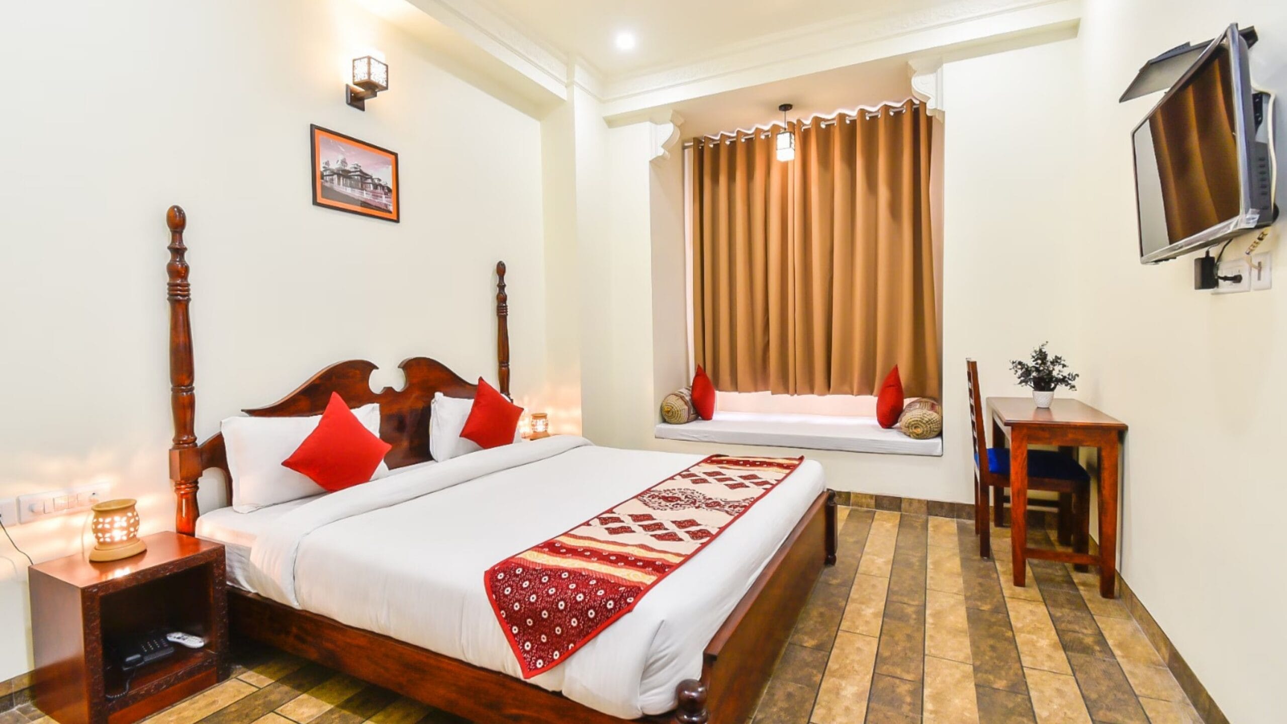Hotel Laxmi Niwas royal deluxe room