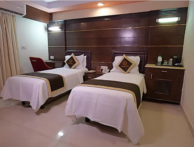 Foxoso-Taj-View-Agra-premium-twin-room