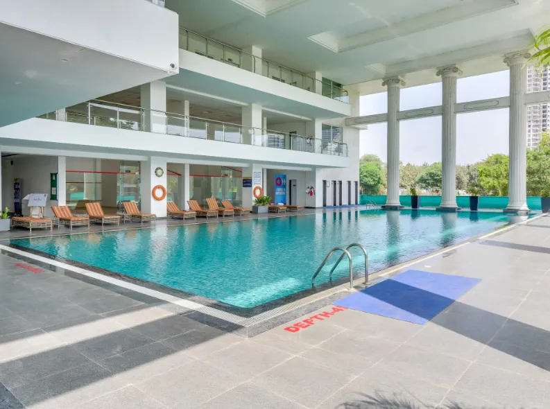Amanora-The-Fern-Pune-swimmingpool