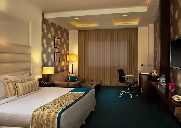 Golden-Tulip-Hotel-Bhiwadi-club-room