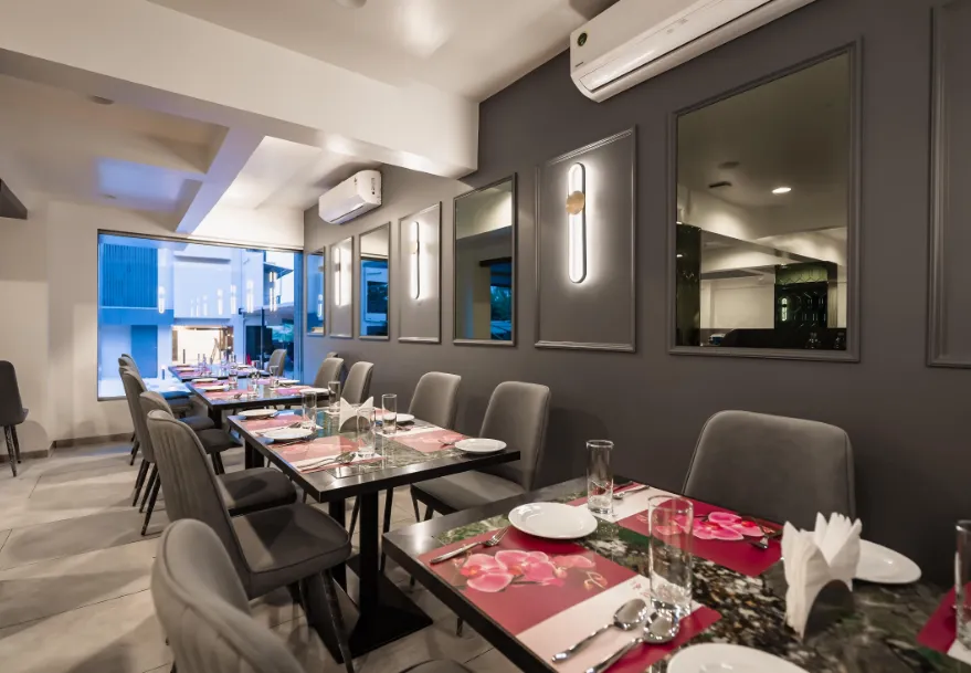 Regenta-Place-Igatpuri-restaurant