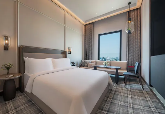 The-Residency-Towers-Chennai-club-highrise-room