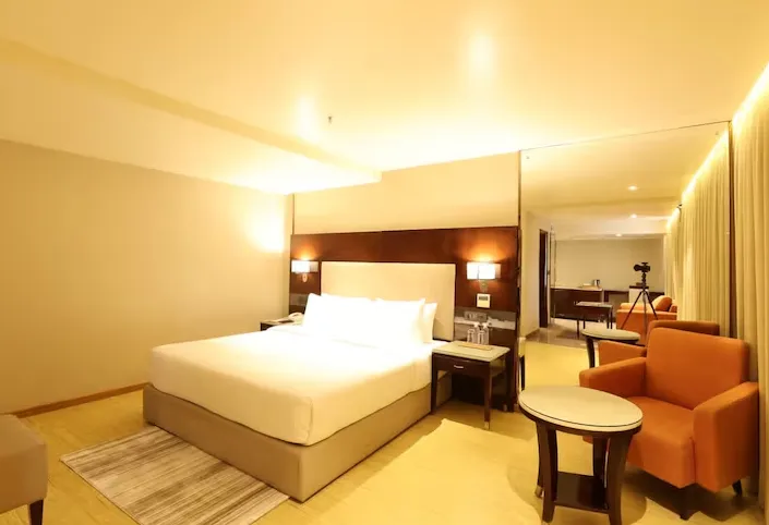 Citadel-Sarovar-Portico-Bengaluru-deluxe-room