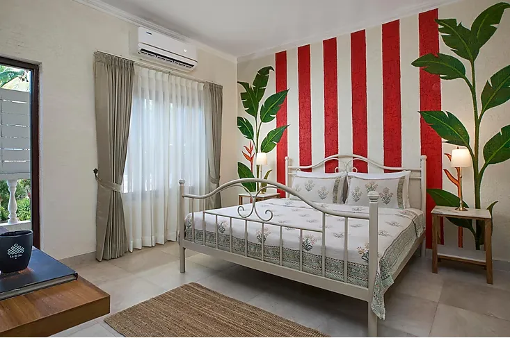 LaRiSa-Resort-morjim-executiveroom