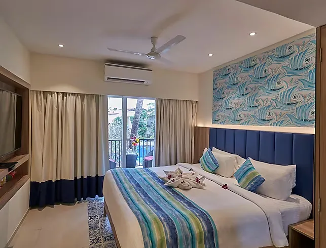 Royal-Orchid-Beach-Resort-luxury-suite-room