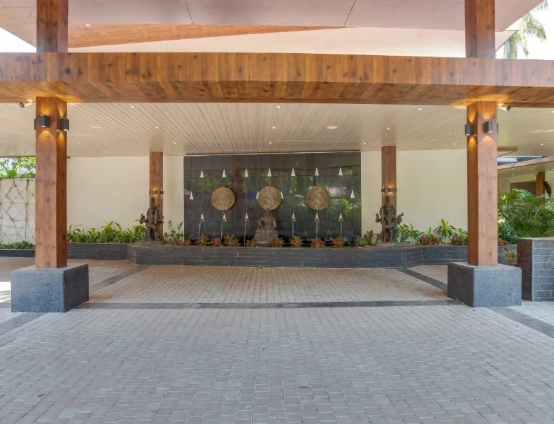 Sobit-Sarovar-Portico-entrance