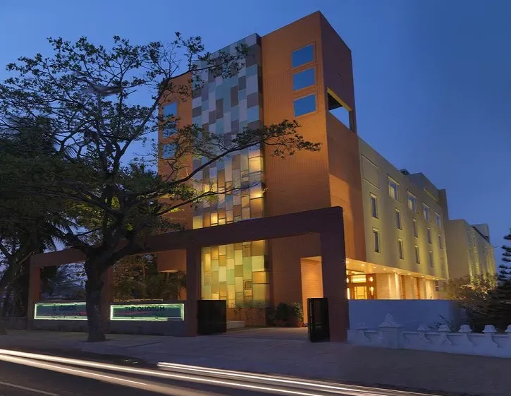The-Quorum-Hotel-Mysore-facade