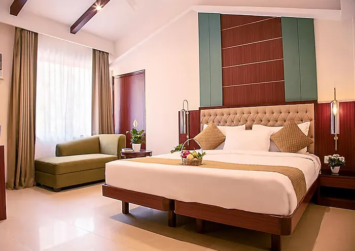 TreeHouse-Stamp-superior-room-with-doublebed