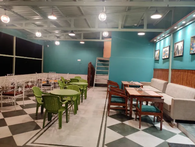 Hotel-Spring-Wood-restaurant